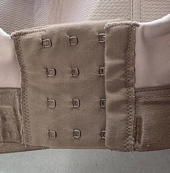 ThirdLove Nude and Tan Wireless Sports Bra - Picture 10 of 11